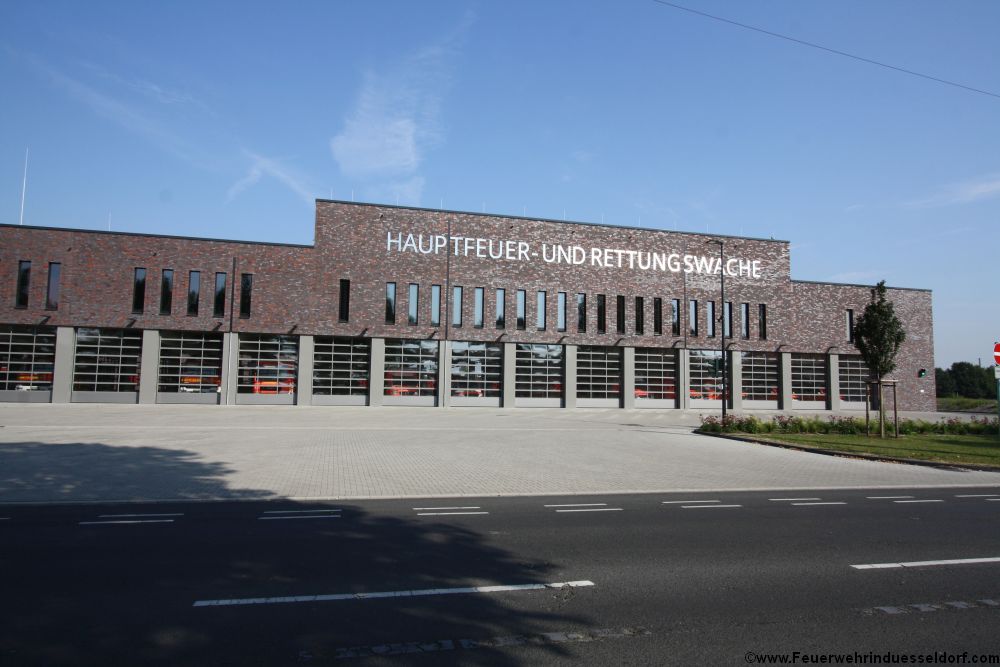 Außenansicht Der Neuen Hauptfeuerwache Der Feuerwehr Krefeld